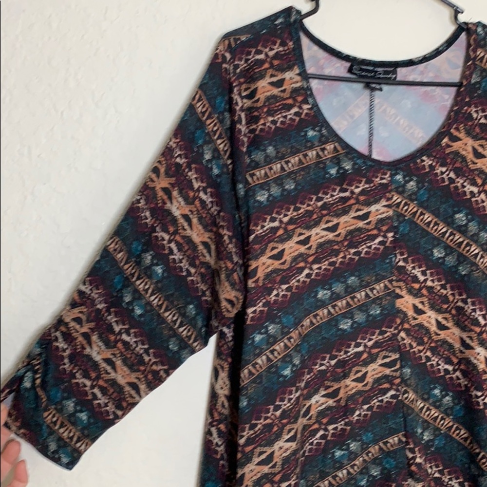 FRENCH LAUNDRY Black Print Asymmetrical Top Plus Size 2X - Picture 7 of 12